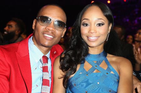 Ronnie DeVoe is married to singer-songwriter, dancer and actress Shamari DeVoe Fears as of December 2020.
